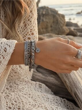 Good Work(s) Boho Leather Wrap Bracelet Gray Encouraging Text Magnetic Clasp